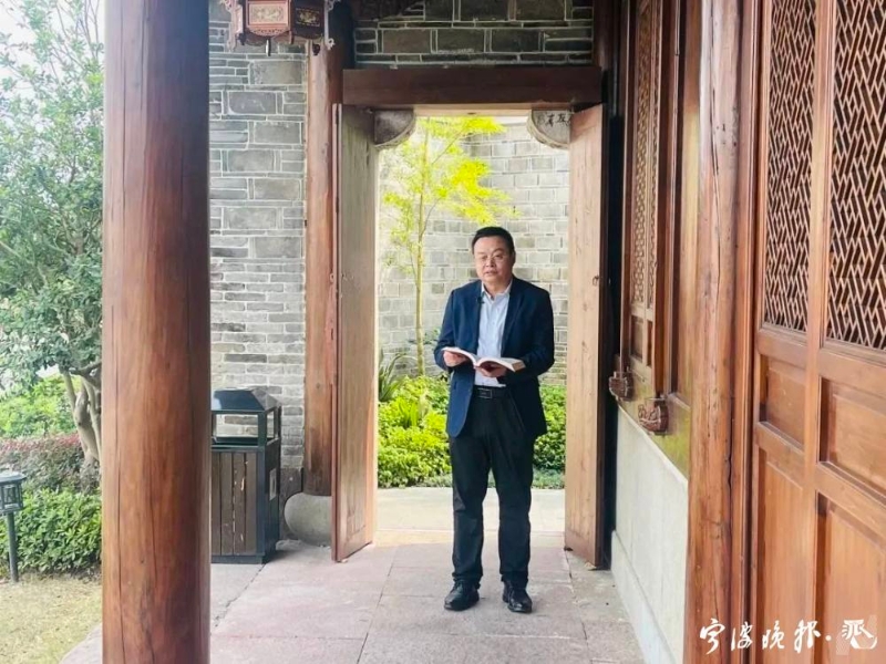 09720230423社员风采 社员阮殿波担任“书香宁波领读人”.jpg